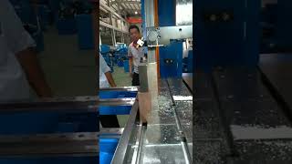 油壓型半自動帶鋸機/CH-700-2A